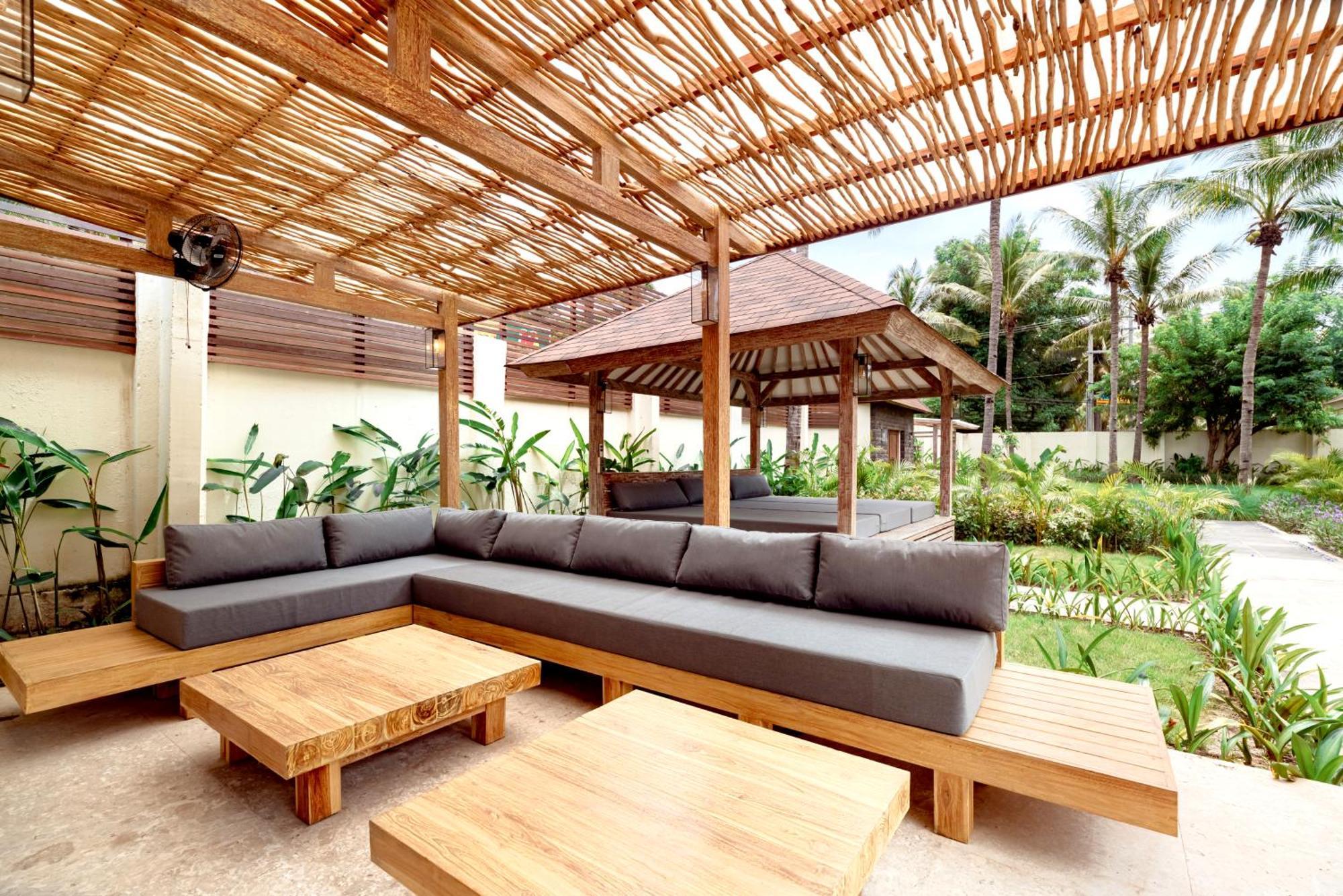 Kelapa Villa *